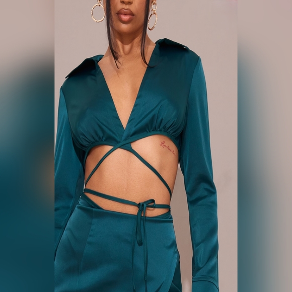 Pretty Little Thing - Picture 2 of 4